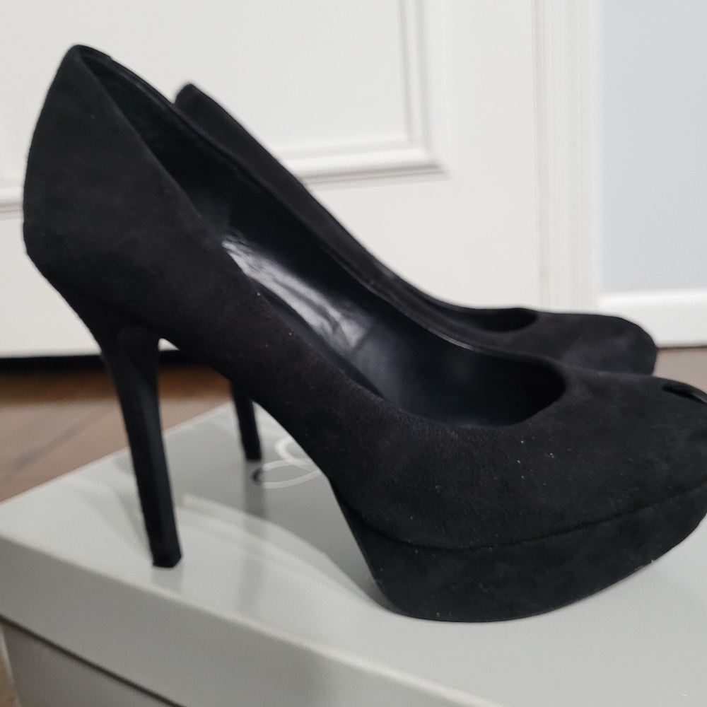 Black suede platform heels sz 5.5